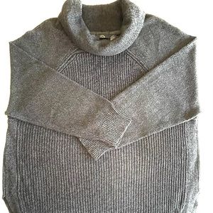 RDI | Women’s Funnel Neck Tunic Sweater